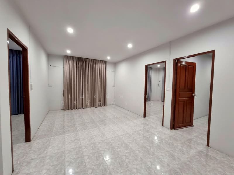 บ้านเช่าใกล้รถไฟฟ้า ให้เช่าบ้านหทัยราษฎร์ ซอย4 บ้านเดี่ยว 51ตรว. 5นอน 3น้ำ รับจดทะเบียนบริษัทได้, Bangkok, Min Buri, Min Buri, Bangkok, 5 Bedrooms, 300 sqm, Single Detached House For Rent, by เฌอณิษฐา  นิติวัชญ์วาณิช, 500208681 - DDproperty.com