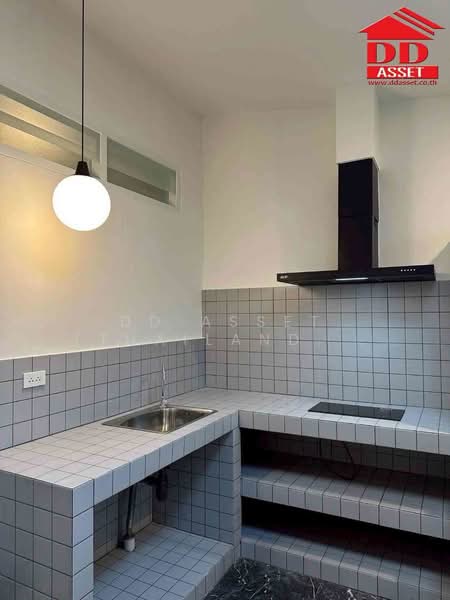 ขาย / ให้เช่า ทาวน์เฮ้าส์ 2 ชั้น โชคชัย 4 ซอย 38, Bangkok, Lat Phrao, Lat Phrao, Bangkok, 2 Bedrooms, 95 sqm, Townhouse For Sale, by DD Asset (Thailand) Co.,Ltd, 500208683 - DDproperty.com