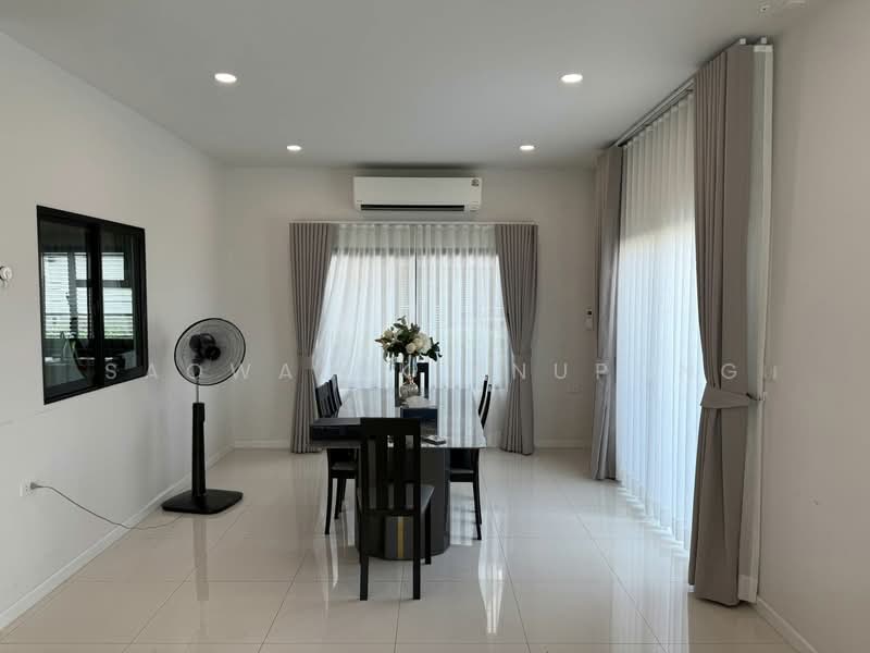 Britania Bangna-Srivaree, Samut Prakan, Village No. 6, Srisa Chorakhe Yai, Bang Sao Thong, Samut Prakan, 4 Bedrooms, 255 sqm, Single Detached House For Rent, by Saowaluk Anupong, 500208684 - DDproperty.com