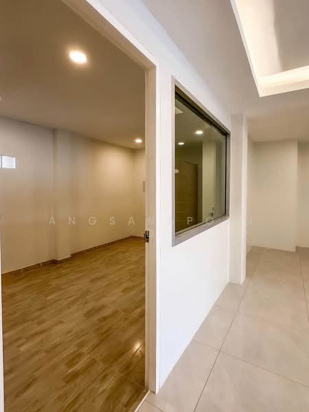 Baan Klang Muang Rama 9 - Ladprao, Bangkok, Soi Ladprao 88, Wang Thonglang, Wang Thonglang, Bangkok, 4 Bedrooms, 260 sqm, Townhouse For Sale, by Angsanaporn D, 500208704 - DDproperty.com