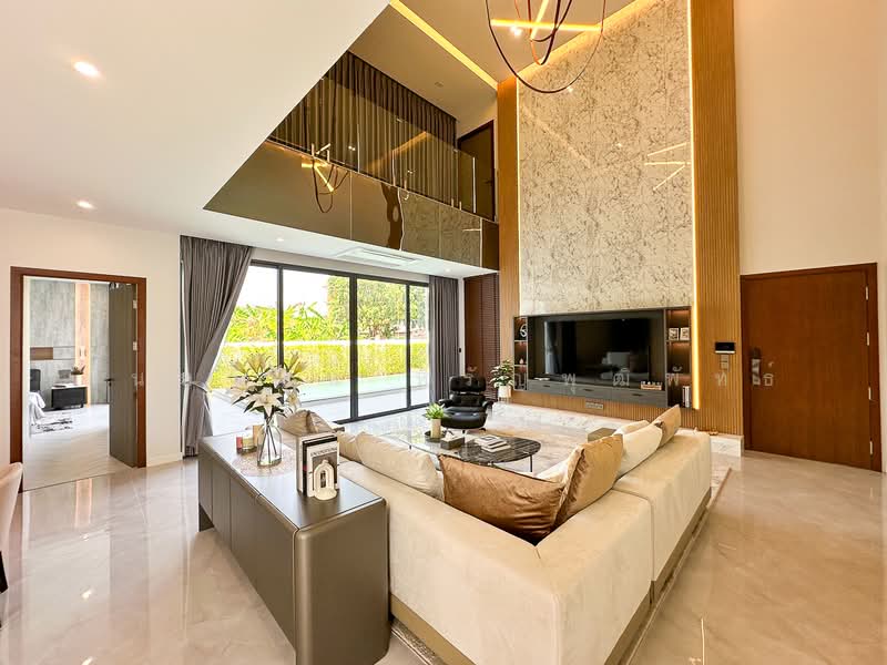 New Modern 4 Bed Pool Villa in Sai San for Sale, Chiang Mai, San Phra Net, San Sai, Chiang Mai, 4 Bedrooms, 473 sqm, Villa For Sale, by Nunthawat Hiranputtipat, 500208825 - DDproperty.com