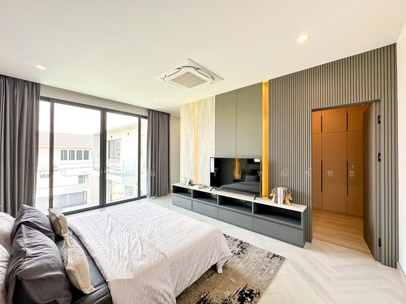 New Modern 4 Bed Pool Villa in Sai San for Sale, Chiang Mai, San Phra Net, San Sai, Chiang Mai, 4 Bedrooms, 473 sqm, Villa For Sale, by Nunthawat Hiranputtipat, 500208825 - DDproperty.com