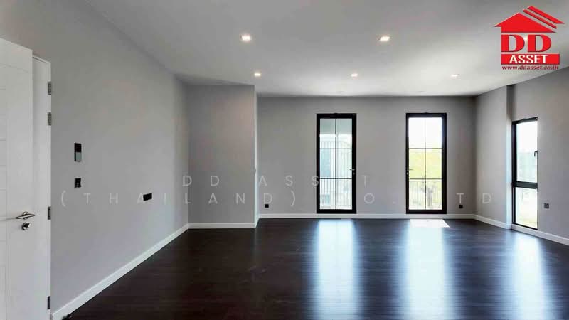 Grand Bangkok Boulevard Pinklao-Kanchana, Bangkok, Bang Ramat Rd, Bang Ra Mat, Taling Chan, Bangkok, 5 Bedrooms, 620 sqm, Single Detached House For Sale, by DD Asset (Thailand) Co.,Ltd, 500208851 - DDproperty.com