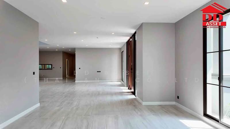 Grand Bangkok Boulevard Pinklao-Kanchana, Bangkok, Bang Ramat Rd, Bang Ra Mat, Taling Chan, Bangkok, 5 Bedrooms, 620 sqm, Single Detached House For Sale, by DD Asset (Thailand) Co.,Ltd, 500208851 - DDproperty.com