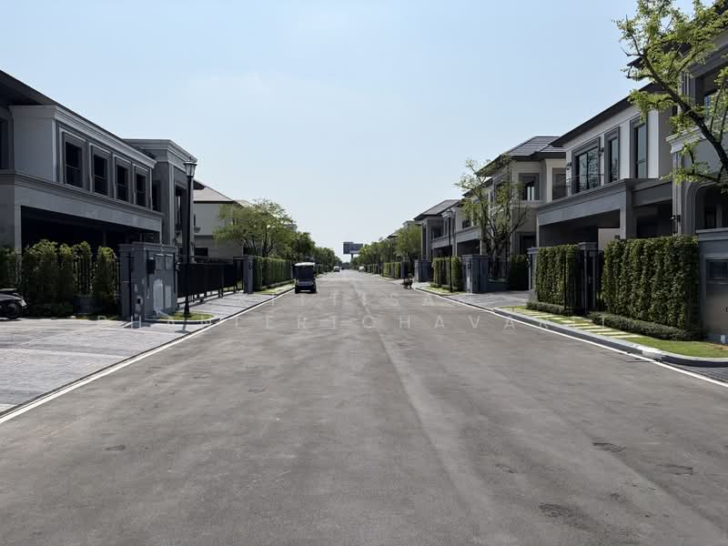 Grand Bangkok Boulevard Krungthepkritha, Bangkok, Srinakarin-Romklao Road, Khlong Sam Prawet, Lat Krabang, Bangkok, 4 Bedrooms, 447 sqm, Single Detached House For Sale, by Kittisak Phanlertchavarit, 500208856 - DDproperty.com