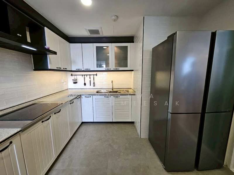 President Park Sukhumvit 24, Bangkok, 99 Sukhumvit 24 Alley, Khlongtoei Nua, Watthana, Bangkok, 3 Bedrooms, 223 sqm, Condo For Rent, by Porntiwa Srikoedmeesak, 500208881 - DDproperty.com