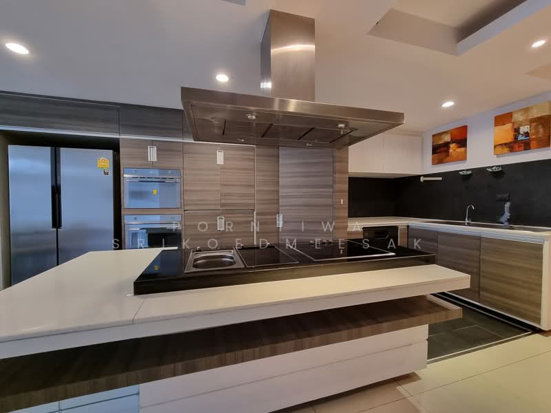 Las Colinas, Bangkok, Sukhumvit 21 Road, Khlongtoei Nua, Watthana, Bangkok, 1 Bedroom, 141 sqm, Condo For Rent, by Porntiwa Srikoedmeesak, 500208883 - DDproperty.com