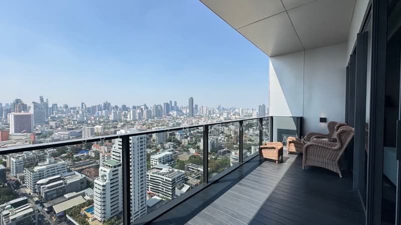 Tela Thonglor 13, Bangkok, 233 Soi Sukhumvit 55, Sukhumvit Road, Khlong Tan Nua, Watthana, Bangkok, 3 Bedrooms, 200 sqm, Condo For Rent, by Porntiwa Srikoedmeesak, 500208899 - DDproperty.com