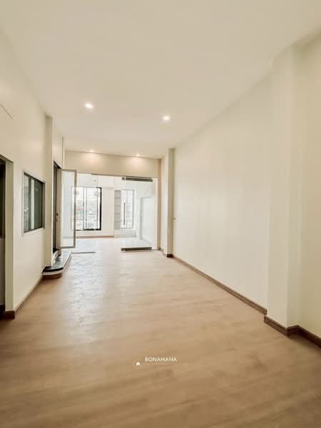 บ้านกลางเมือง พระราม 9 - ลาดพร้าว, Bangkok, ประดิษฐ์มนูธรรม, Wang Thonglang, Wang Thonglang, Bangkok, 4 Bedrooms, 260 sqm, Townhouse For Sale, by Korakot Atapan, 500208920 - DDproperty.com