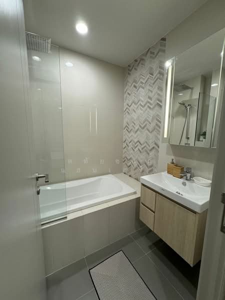 Oka Haus Sukhumvit 36, Bangkok, 3399 Rama 4 Road, Khong Tan, Khlong Toei, Bangkok, 1 Bedroom, 35 sqm, Condo For Rent, by หทัยชนก แสนเสร็จ, 500208933 - DDproperty.com