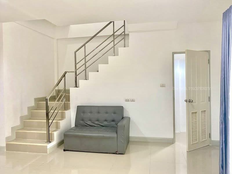 ให้เช่า - ให้เช่าทาวน์โฮม ม.เซนสิริสปอร์ต แหลมฉบัง ศรีราชา, ชลบุรี