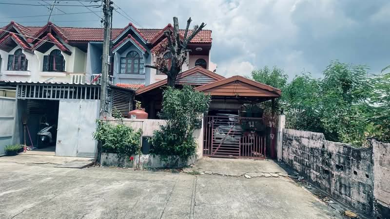 Petchpailin Phraya Suren 35 : เพชรไพลิน พระยาสุเรนทร์ 35, กรุงเทพ, บางชัน, คลองสามวา, กรุงเทพ, 120 ตร.ม., ทาวน์เฮ้าส์ ขาย, โดย คุณ พัชรนันท์ พรมพิทักษ์ (นัจข์), 500209016 - DDproperty.com