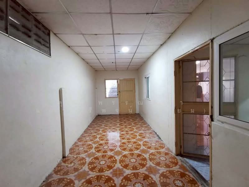 ทาวน์เฮ้าส์ 2 ชั้น 40 ตร.ว. หมู่บ้านไวท์เฮ้าส์ คลองหลวง ซอยคลองหลวง17/9, Pathum Thani, ถนนรังสิต-นครนายก, Khlong Nung, Khlong Luang, Pathum Thani, 2 Bedrooms, 130 sqm, Townhouse For Sale, by คุณ พรรณทิพา แก้วศรีพจน์ (แยม), 500209030 - DDproperty.com