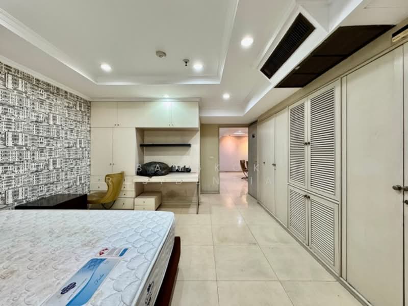 Fairview Tower, Bangkok, 40 Soi Sukhumvit 18, Khlong Toei, Khlong Toei, Bangkok, 3 Bedrooms, 257 sqm, Condo For Sale, by Bangkok Residential, 500209037 - DDproperty.com