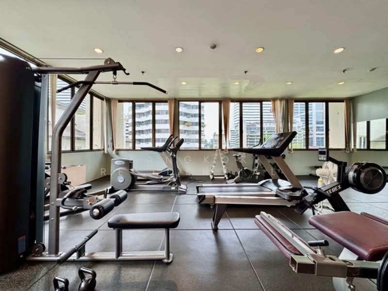 Fairview Tower, Bangkok, 40 Soi Sukhumvit 18, Khlong Toei, Khlong Toei, Bangkok, 3 Bedrooms, 257 sqm, Condo For Sale, by Bangkok Residential, 500209037 - DDproperty.com