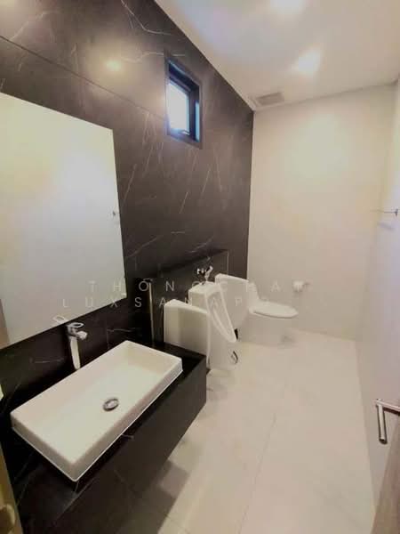 ขาย บ้านเดี่ยว 159.6 ตร.ว พาร์ค ริเวอร์เดล กอล์ฟ แอนด์ คันทรี่ คลับ ติวานนท์ แจ้งวัฒนะ หลังมุม, ปทุมธานี, ติวานนท์, บางกะดี, เมืองปทุมธานี, ปทุมธานี, 480 ตร.ม., บ้านเดี่ยว ขาย, โดย Thongchai Luxsanapongrat, 500209045 - DDproperty.com