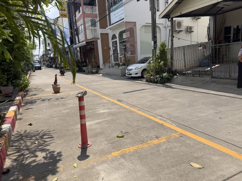 หมู่บ้านสวนราชา, Bangkok, Hua Mak, Bang Kapi, Bangkok, 5 Bedrooms, 300 sqm, Townhouse For Rent, by เสาวลักษณ์ มิ้มทอง, 500209059 - DDproperty.com