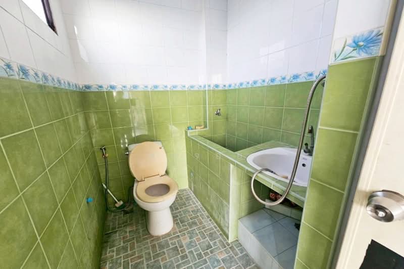 ซอยลาดพร้าว 94, Bangkok, Phlapphla, Wang Thonglang, Bangkok, 6 Bedrooms, 250 sqm, Single Detached House For Sale, by คุณจอย, 500209077 - DDproperty.com