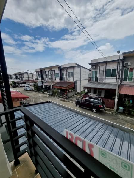 ขายบ้านทาวน์โฮม หมู่บ้านกัสโต้ พระราม 2 บรรยากาศเงียบสงบ เพื่อนบ้านน่ารักและปลอดภัยสูง 24 ชม., กรุงเทพ, ท่าข้าม, บางขุนเทียน, กรุงเทพ, 120 ตร.ม., ทาวน์เฮ้าส์ ขาย, โดย Apaporn Muanthorani, 500209079 - DDproperty.com