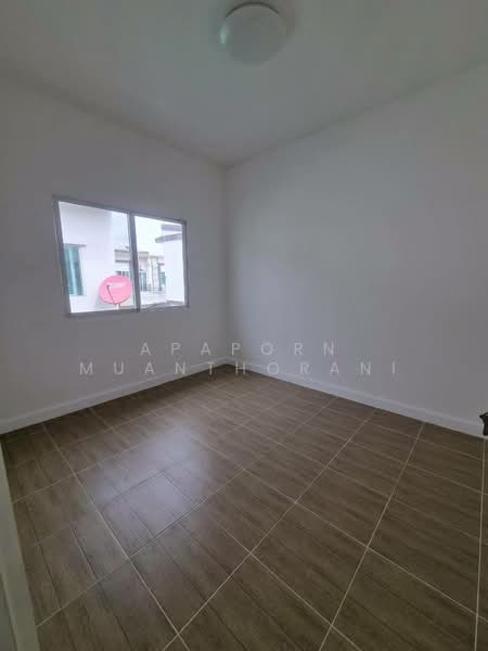 ขายบ้านทาวน์โฮม หมู่บ้านกัสโต้ พระราม 2 บรรยากาศเงียบสงบ เพื่อนบ้านน่ารักและปลอดภัยสูง 24 ชม., Bangkok, Tha Kham, Bang Khun Thian, Bangkok, 3 Bedrooms, 120 sqm, Townhouse For Sale, by Apaporn Muanthorani, 500209079 - DDproperty.com