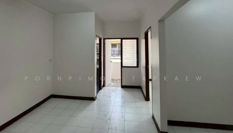 Baan Ua-Athorn Phraeksa 14 : บ้านเอื้ออาทร แพรกษา 14, สมุทรปราการ, แพรกษา, เมืองสมุทรปราการ, สมุทรปราการ, 32 ตร.ม., คอนโด ขาย, โดย Pornpimon Tapkaew, 500209113 - DDproperty.com