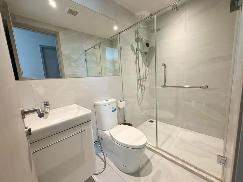 Rhythm Ekkamai, Bangkok, 11 Soi Sukhumvit 63, Khlongtoei Nua, Watthana, Bangkok, 2 Bedrooms, 70 sqm, Condo For Rent, by Phoom Imruangsri, 500209120 - DDproperty.com