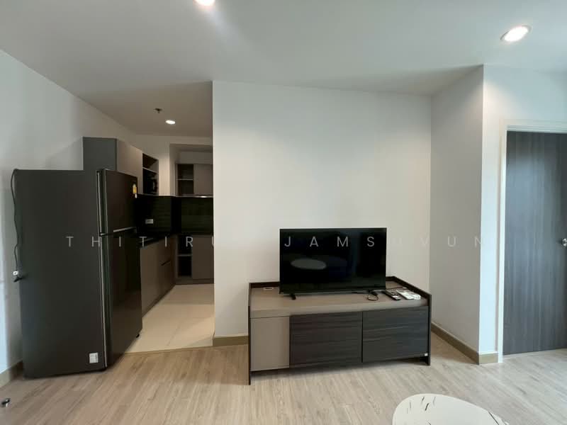 Thana Astoria Pinklao, Bangkok, Soi Charansanitwong 46 Yak 2, Bang Yi Khan, Bang Phlat, Bangkok, 1 Bedroom, 35 sqm, Condo For Rent, by Thitirut Jamsuvun, 500209122 - DDproperty.com