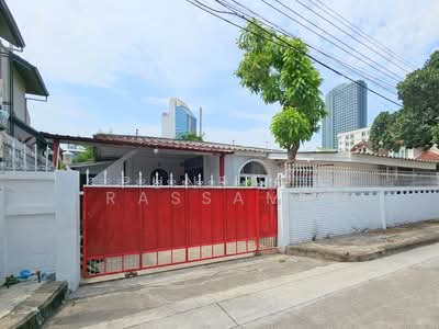 ขาย - ซอยประชาราษฎร์บำเพ็ญ 10 ห้วยขวาง, กรุงเทพ