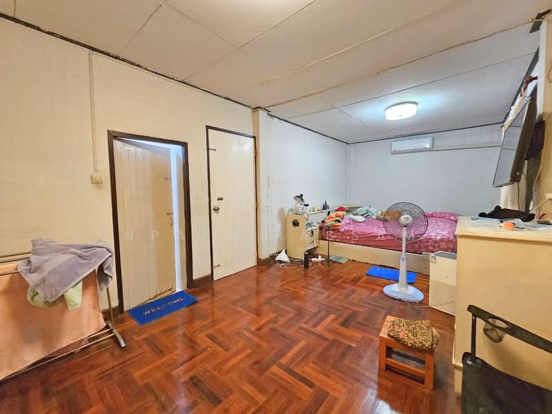 ซอยประชาราษฎร์บำเพ็ญ 10 ห้วยขวาง, Bangkok, ถนน ประชาราษฎร์บำเพ็ญ, Huai Khwang, Huai Khwang, Bangkok, 3 Bedrooms, 130 sqm, Single Detached House For Sale, by Punpapa Rassamee, 500209146 - DDproperty.com