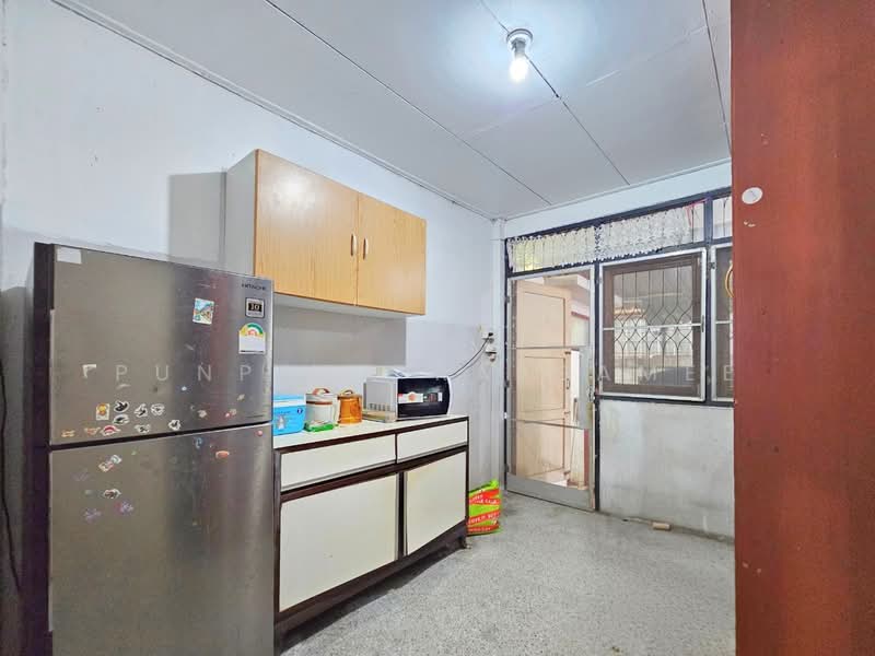 ซอยประชาราษฎร์บำเพ็ญ 10 ห้วยขวาง, Bangkok, ถนน ประชาราษฎร์บำเพ็ญ, Huai Khwang, Huai Khwang, Bangkok, 3 Bedrooms, 130 sqm, Single Detached House For Sale, by Punpapa Rassamee, 500209146 - DDproperty.com