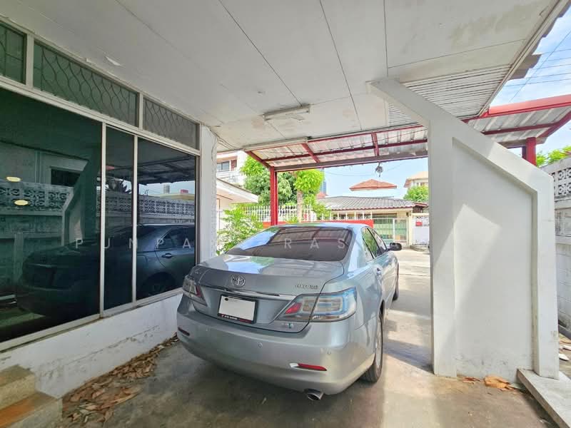 ขาย - ซอยประชาราษฎร์บำเพ็ญ 10 ห้วยขวาง, กรุงเทพ