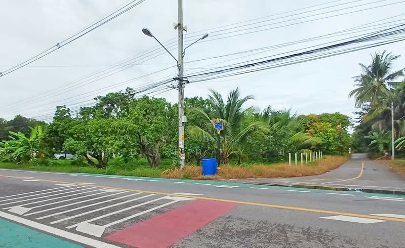 บ้านเดี่ยวพร้อมที่ดินอัมพวา สมุทรสงคราม, Samut Songkhram, Khaeo Om, Amphawa, Samut Songkhram, 3 Bedrooms, 150 sqm, Single Detached House For Sale, by The Best Property อิ๋ว, 500209147 - DDproperty.com