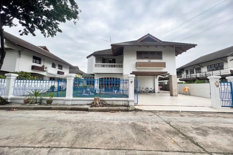 Ketsini Ville Ratchada-Meng Jai, Bangkok, Samsen Nok, Huai Khwang, Bangkok, 4 Bedrooms, 160 sqm, Semi-Detached House (Twin House) For Sale, by คุณเอฟ, 500209199 - DDproperty.com