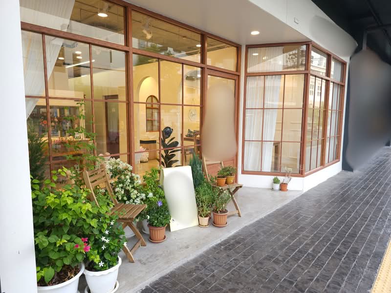 ้Space for Rent in Siam-Samyan 10 Minute Walk from MRT Ideal for Cafe Spa Studio, Bangkok, Wang Mai, Pathum Wan, Bangkok, , 110 sqm, Retail Space For Rent, by Chutinun Mungmai, 500209204 - DDproperty.com