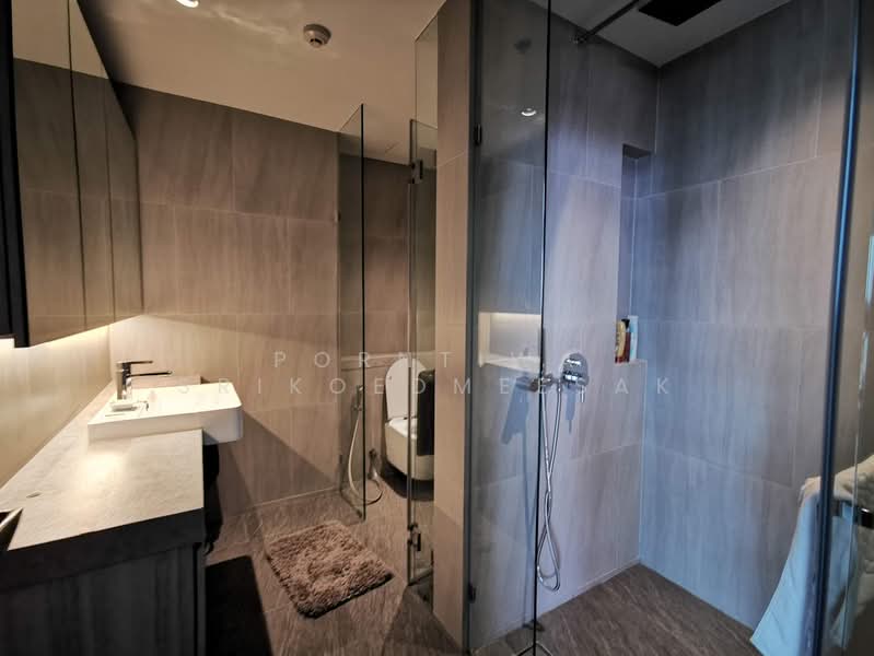 The Lofts Silom, Bangkok, Pramuan Road, Silom, Bang Rak, Bangkok, 2 Bedrooms, 110 sqm, Condo For Rent, by Porntiwa Srikoedmeesak, 500209230 - DDproperty.com