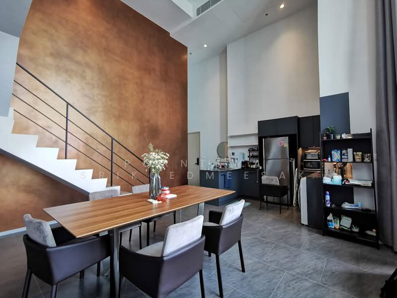 The Lofts Silom, Bangkok, Pramuan Road, Silom, Bang Rak, Bangkok, 2 Bedrooms, 110 sqm, Condo For Rent, by Porntiwa Srikoedmeesak, 500209230 - DDproperty.com