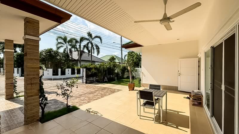 For Sale 3 Bedroom House in Siam Country Club East Pattaya, Chon Buri (Pattaya), Bang Lamung, Bang Lamung (Pattaya), Chon Buri (Pattaya), 3 Bedrooms, 320 sqm, Single Detached House For Sale, by PLC real estate, 500209252 - DDproperty.com