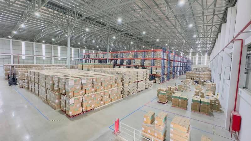 ให้เช่า - ให้เช่า โกดัง คลังสินค้า บางปะกง สุขุมวิท กม.34 เขต EEC สูง 12 เมตร รองรับรถเทเลอร์ ใกล้สุวรรณภูมิ, ฉะเชิงเทรา