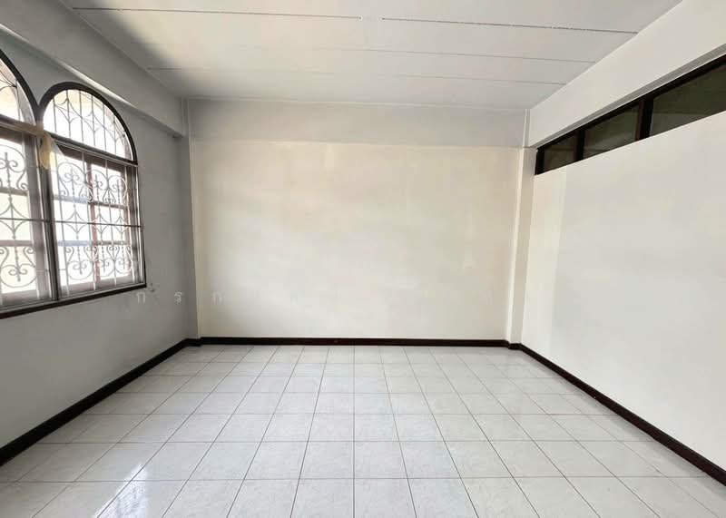 ตึกแถว 3 ชั้น มีชั้นลอย ซอยสุขุมวิท 93, กรุงเทพ, สุขุมวิท 93, บางจาก, พระโขนง, กรุงเทพ, 180 ตร.ม., ทาวน์เฮ้าส์ ขาย, โดย กรกฤตย์ บุญสระ, 500209263 - DDproperty.com