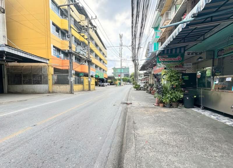 ตึกแถว 3 ชั้น มีชั้นลอย ซอยสุขุมวิท 93, กรุงเทพ, สุขุมวิท 93, บางจาก, พระโขนง, กรุงเทพ, 180 ตร.ม., ทาวน์เฮ้าส์ ขาย, โดย กรกฤตย์ บุญสระ, 500209263 - DDproperty.com