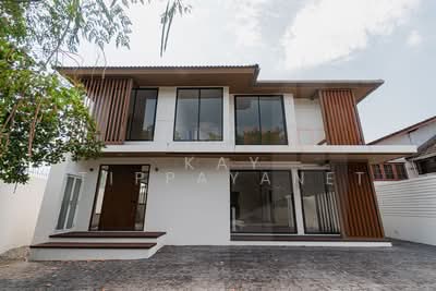 ขาย - House in Phra Khanong, กรุงเทพ