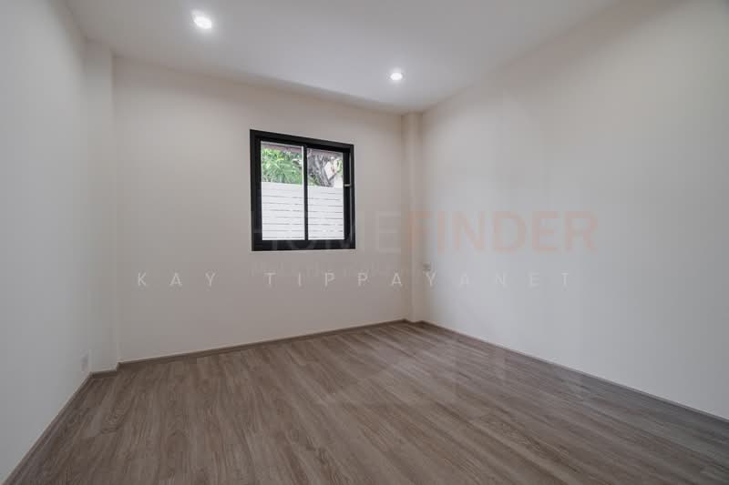 House in Phra Khanong, Bangkok, Khlong Tan Nua, Watthana, Bangkok, 4 Bedrooms, 401 sqm, Single Detached House For Sale, by Kay Tippayanet, 500209333 - DDproperty.com