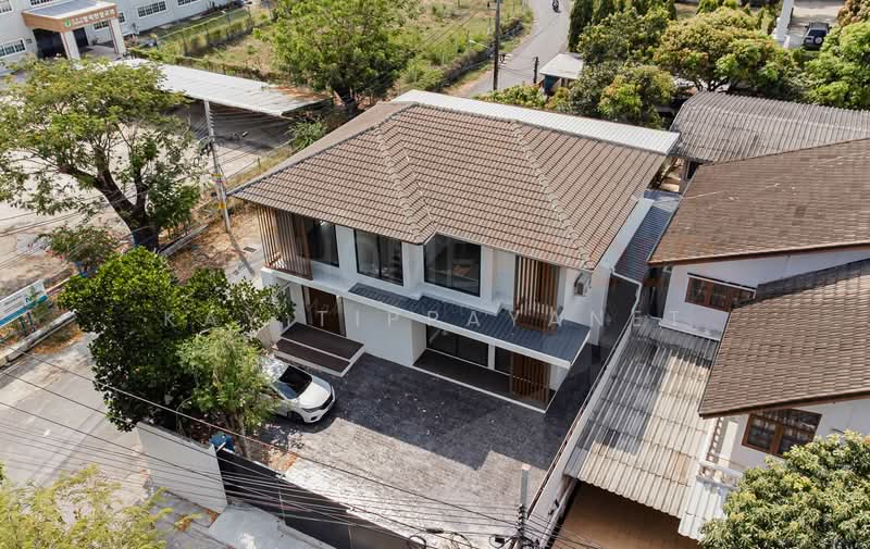 House in Phra Khanong, กรุงเทพ, คลองตันเหนือ, วัฒนา, กรุงเทพ, 401 ตร.ม., บ้านเดี่ยว ขาย, โดย Kay Tippayanet, 500209333 - DDproperty.com