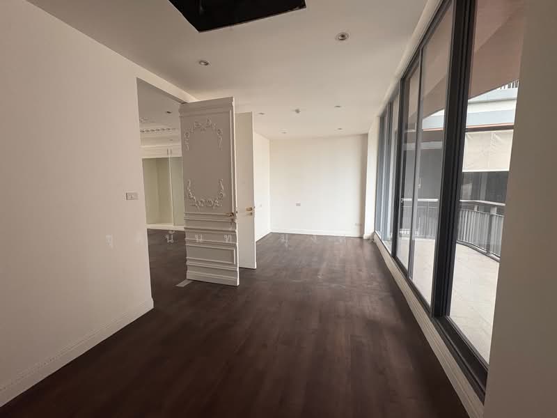 For Rent: Floor to Ceiling Duplex Space in Thonglor 4 minutes from BTS, กรุงเทพ, คลองเตยเหนือ, วัฒนา, กรุงเทพ, 182 ตร.ม., พื้นที่ขายของ ให้เช่า, โดย ชุตินันท์ มุ่งหมาย, 500209336 - DDproperty.com