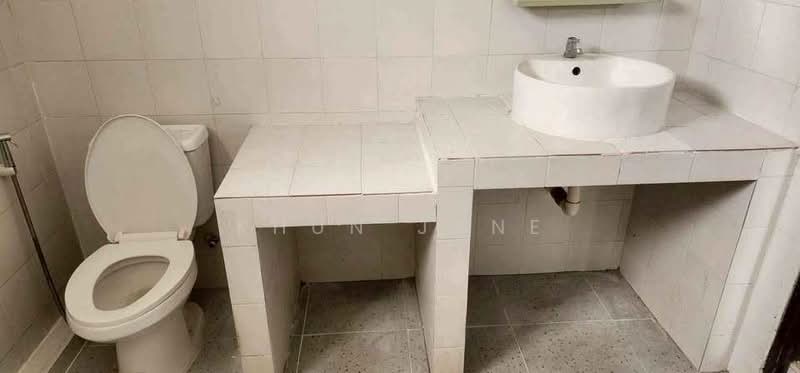 ให้เช่า - ทาวน์เฮ้าส์ ให้เช่า อยู่ใกล้ บีทีเอสปุณณวิถี (SPSJP231), กรุงเทพ