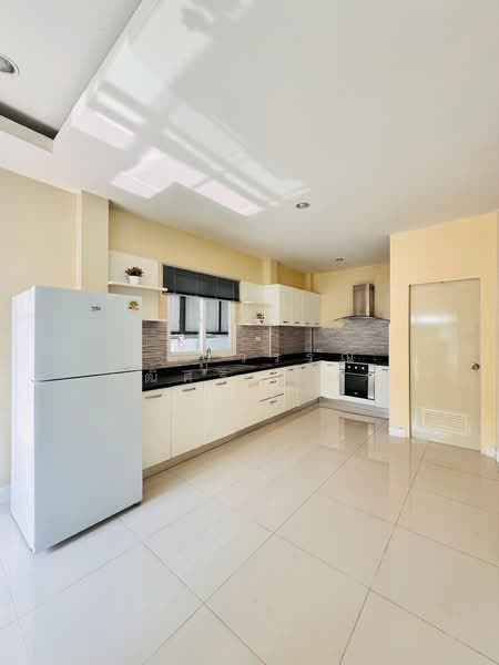 For Rent - Pattalet, Chon Buri (Pattaya)