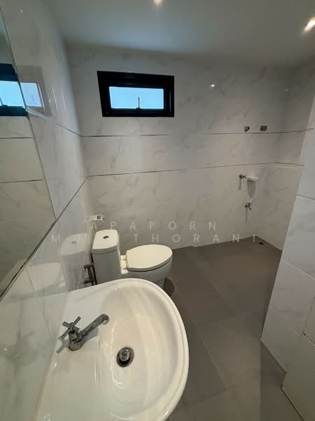 ขายบ้านเดี่ยว หมู่บ้าน มัณฑิตาดีไลท์ นครปฐม, Nakhon Pathom, Phrong Ma Dua, Muang Nakhon Pathom, Nakhon Pathom, 3 Bedrooms, 278 sqm, Single Detached House For Sale, by Apaporn Muanthorani, 500209374 - DDproperty.com