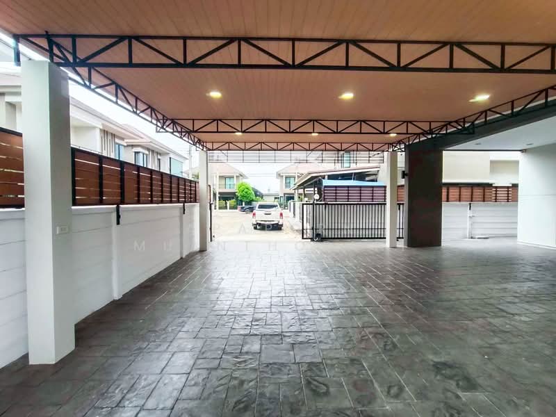 🏠ขายบ้านเดี่ยว หมู่บ้าน มัณฑิตาดีไลท์ นครปฐม ราคาถูกที่สุดในหมู่บ้านคุ้มมาก ✨🎉, Nakhon Pathom, Phrong Ma Dua, Muang Nakhon Pathom, Nakhon Pathom, 3 Bedrooms, 278 sqm, Single Detached House For Sale, by Apaporn Muanthorani, 500209374 - DDproperty.com