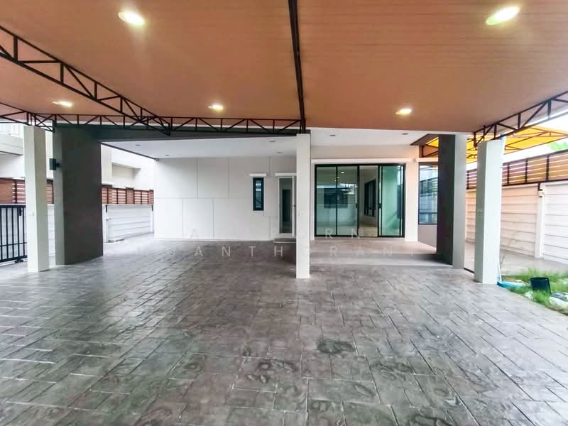 🏠ขายบ้านเดี่ยว หมู่บ้าน มัณฑิตาดีไลท์ นครปฐม ราคาถูกที่สุดในหมู่บ้านคุ้มมาก ✨🎉, Nakhon Pathom, Phrong Ma Dua, Muang Nakhon Pathom, Nakhon Pathom, 3 Bedrooms, 278 sqm, Single Detached House For Sale, by Apaporn Muanthorani, 500209374 - DDproperty.com