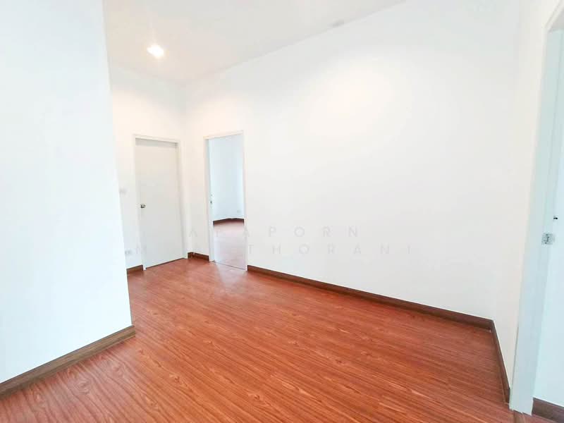 🏠ขายบ้านเดี่ยว หมู่บ้าน มัณฑิตาดีไลท์ นครปฐม ราคาถูกที่สุดในหมู่บ้านคุ้มมาก ✨🎉, Nakhon Pathom, Phrong Ma Dua, Muang Nakhon Pathom, Nakhon Pathom, 3 Bedrooms, 278 sqm, Single Detached House For Sale, by Apaporn Muanthorani, 500209374 - DDproperty.com